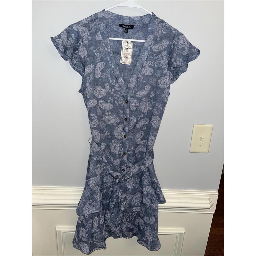 Flag & Anthem Chambray Blue And White Flutter Sleeves Ruffled Hem Tie Belt Med.